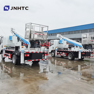 Howo 4x2 Bucket Truck Plateforme de travail aérienne Truck monté à haute altitude Truck d'exploitation pour l'entretien des feux de rue