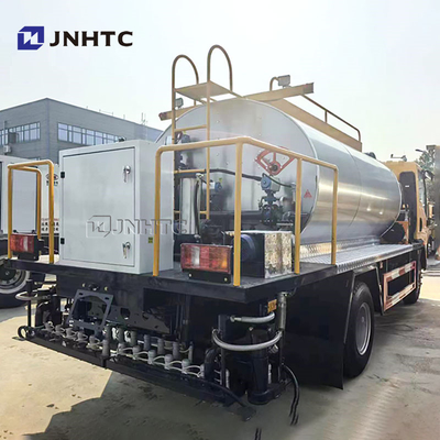 HOWO 4m3 Machinerie de construction routière Distributeur de bitume Pulvérisateur Meilleur prix