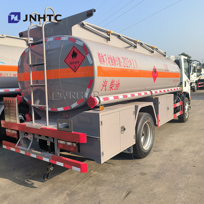 FAW 5000 litres de pétrole diesel léger Transporteur capacité réservoir de carburant camion-citerne à vendre