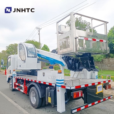 HOWO 4x2 20m Truck Plateforme de travail aérien montée pliable Knuckle Boom