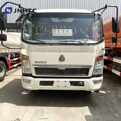 Chine Howo Tanke camion d'eau 4x2 camions d'eau légers 10cbm camion d'arrosage d'eau