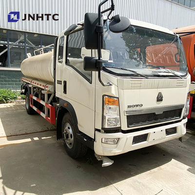 Chine Howo Tanke camion d'eau 4x2 camions d'eau légers 10cbm camion d'arrosage d'eau