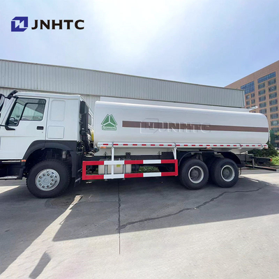 Nouveau camion-citerne à pétrole Howo 6x4 400 ch Capacité 12 roues camion-citerne à carburant à vendre