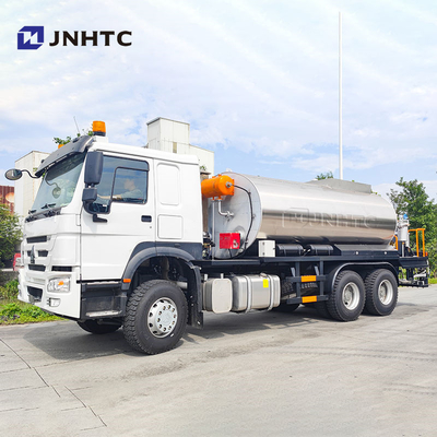 HOWO Disperseur de bitume intelligent équipement de pulvérisation d'asphalte camions 6X4 336HP À vendre