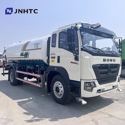 Vente à chaud Sinotruk HOWO 6X4 320-450HP 20m3 réservoir à eau booster Sprinkler réservoir camion