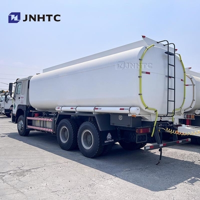 Nouveau camion-citerne à pétrole Howo 6x4 380 ch Capacité 10 roues 20000 litres de carburant