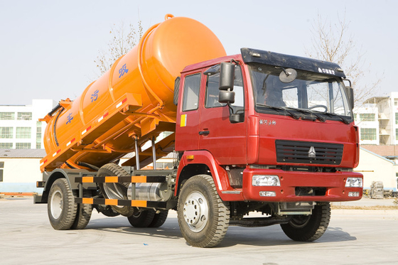 Camion de nettoyage de fosse septique de pompe à vide de Sinotruk Howo7 16CBM rassemblant la boue d'épuration