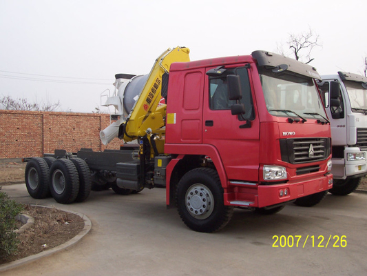 Le camion de tracteur de Sinotruk a monté des grues que les tonnes de l'équipement 336hp 6×4 XCMG12 tendent le cou