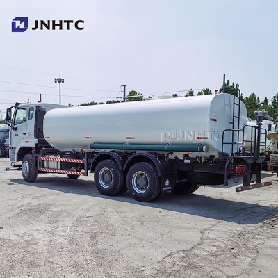 Sinotruk HOWO 20000 Litre 6x4 10 roues 6x4 Capacité de conduite 20 mètres cubes