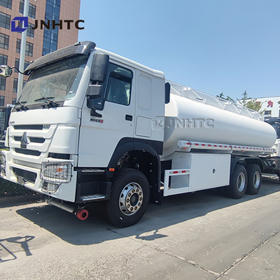 Prix d'usine Sino Howo 6x4 8x4 20 Cbm pétrole réservoir de carburant camion de transport de carburant réservoir de camion à vendre