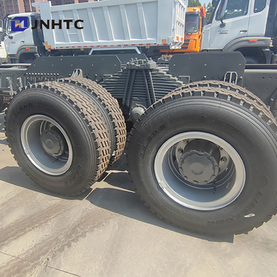 Vente à chaud SINOTRUK HOWO T7S 6x4 camion à décharges diesel chassis camion pour l' Afrique