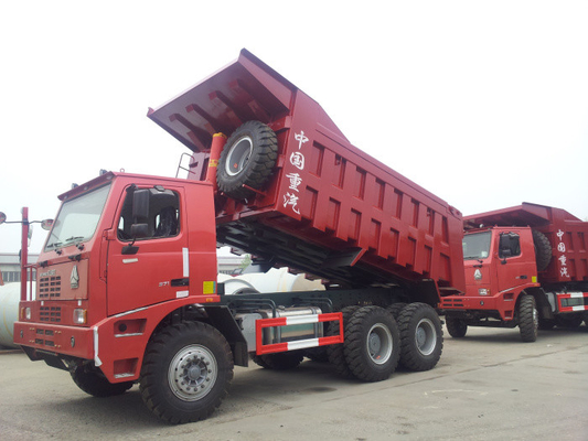 70T extrayant le camion à benne basculante résistant de Sinotruk HOVA