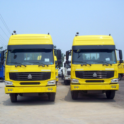 Camion jaune de cargaison de rouleur de la couleur 6x4 10 de modèle de Sinotruk Howo7 pour 40-50T