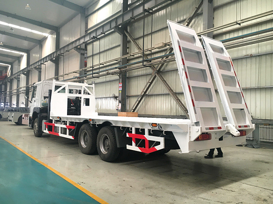 10 lit plat lourd du camion 30-40T de cargaison de Sinotruk Howo7 de pneus avec l'échelle 6x4 Euro2 371hp