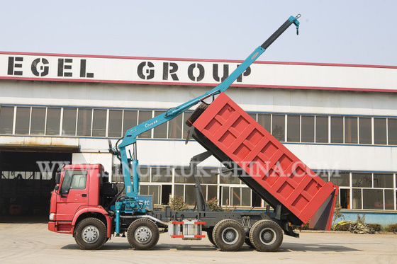 Le camion- de LHD 371HP 8×4 a monté des tonnes de la grue XCMG12 pour des accidents de la circulation