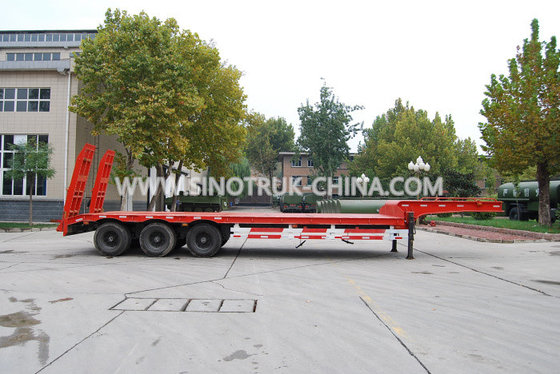 3 axes 80 tonnes de 17m de roues à plat hydrauliques de la remorque 12 chargeant la construction