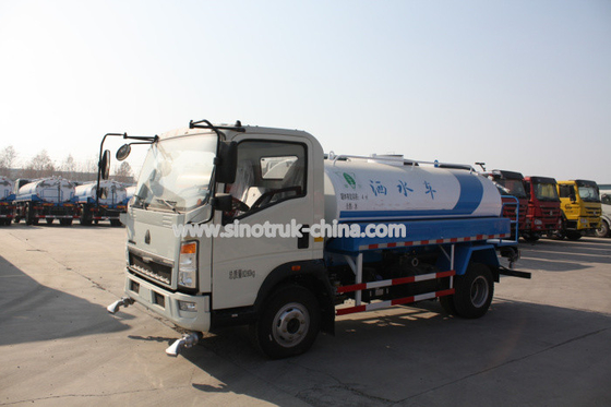 Réservoir de faible puissance des camions 10CBM du message publicitaire 4X2 de l'empattement 3360mm pour l'arroseuse de l'eau