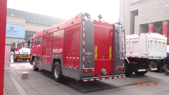 290 camion de pompiers de délivrance de Howo 4×2 de puissances en chevaux avec le modèle SHMC5256 de capacité de l'eau 8000kg