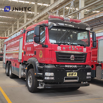 HOWO 18m bras de pulvérisation élevé 4x2 12000l grand débit de sauvetage incendie camion de pompiers à vendre