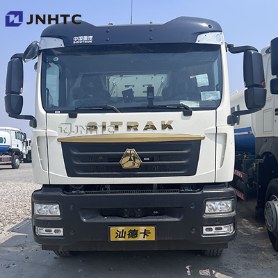 Howo SITRAK 4*2 chargeur arrière camions à ordures compressés camions à ordures