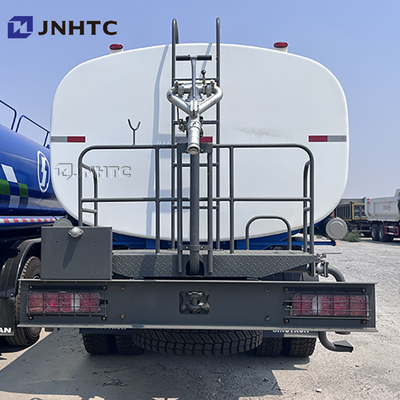 HOWO TX 20000 litres Camion réservoir d'eau avec pulvérisateur d'eau pour le nettoyage des rues Camion pulvérisateur