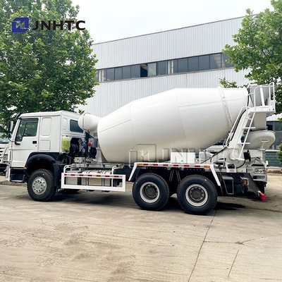 Meilleur camion de mélangeur de béton HOWO 6x4 10 roues 336HP camion de mélangeur de béton bon marché et bon