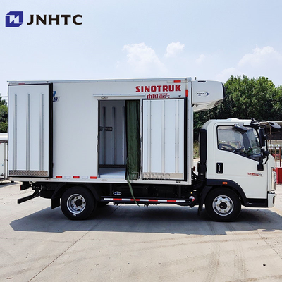Nouveau HOWO 3t 4t 5t 4x2 camion réfrigérateur camion de nourriture légère camion réfrigérateur