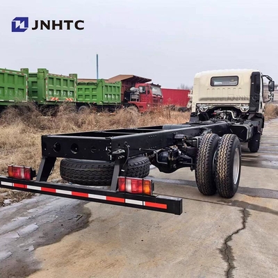 Nouveau chassis de camion à chargement de décharge Sinotruk 4X2 Chassis de camion léger Howo