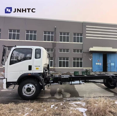 Nouveau chassis de camion à chargement de décharge Sinotruk 4X2 Chassis de camion léger Howo