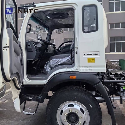 Nouveau chassis de camion à chargement de décharge Sinotruk 4X2 Chassis de camion léger Howo