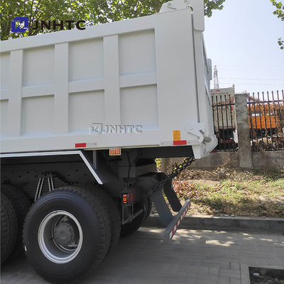 Nouveau Sino HOWO 6x4 16 20 mètres cubes 10 roues camion à bascule camion de décharge minière à vendre