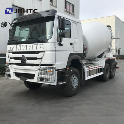 Camions de ciment Howo Mélangeur de béton 6X4 380HP 10 mètres cubes