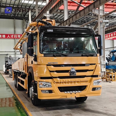 HOWO 6X4 Camion à pompe à béton Euro3 32m 336 ch Camion à pompe à béton