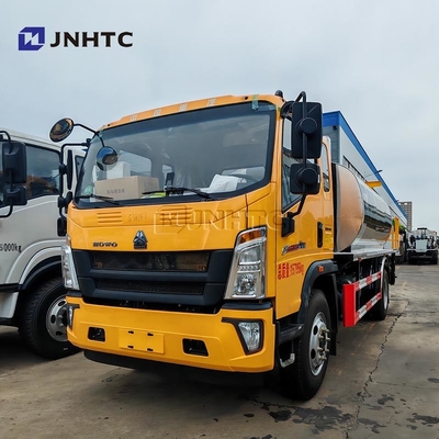 HOWO équipement de pulvérisation d'asphalte camions 4X2 160HP intelligent diffuseur de bitume à vendre