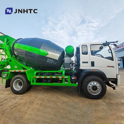 HOWO 4×2 Camion à béton léger 3 mètres cubes 4,5 tonnes Résistance aux intempéries Camion à béton