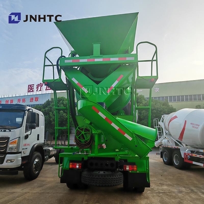 HOWO 4×2 Camion à béton léger 3 mètres cubes 4,5 tonnes Résistance aux intempéries Camion à béton