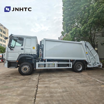 Compacteur de déchets 4x2 Euro 2 Élimination des déchets Chargeur arrière de déchets Camion vert Diesel Modèle nouveau
