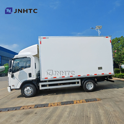 ISUZU 10 tonnes de charge utile 4x2 6x4 Box Van Cargo Truck avec moteur 205hp 240hp