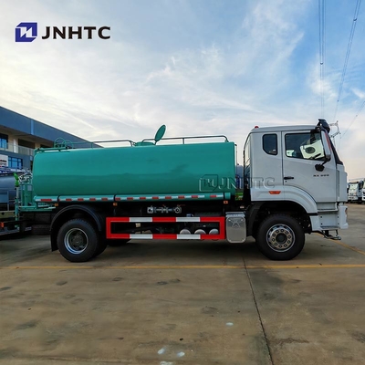 HOWO NX Camion réservoir d'eau 6X4 336HP 20m3 Camion réservoir d'arrosage À vendre