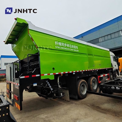 HOWO 8X4 350 chevaux 12 roues chassis de camion de décharge avec camion de scellage de gravier synchrone