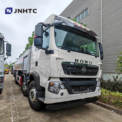 SINOTRUK HOWO Camion réservoir de carburant 8X4 roue motrice Euro 3 émission standard Camion réservoir de carburant Camion réservoir