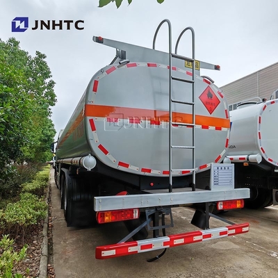 SINOTRUK HOWO Camion réservoir de carburant 8X4 roue motrice Euro 3 émission standard Camion réservoir de carburant Camion réservoir