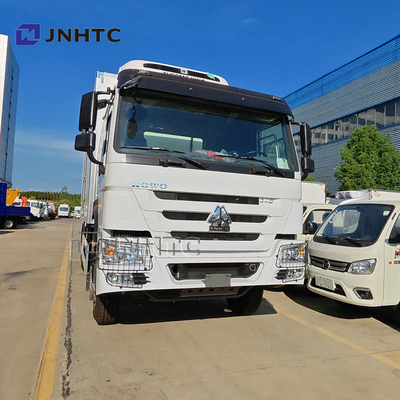 Nouveau Sinotruk 20 tonnes camion réfrigéré avec plaque de coque hydraulique fruits de mer et légumes