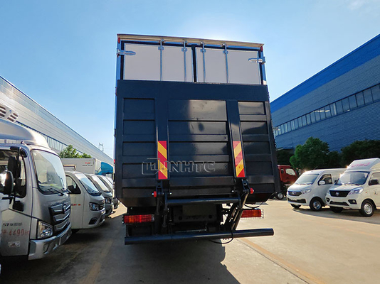 Nouveau Sinotruk 20 tonnes camion réfrigéré avec plaque de coque hydraulique fruits de mer et légumes