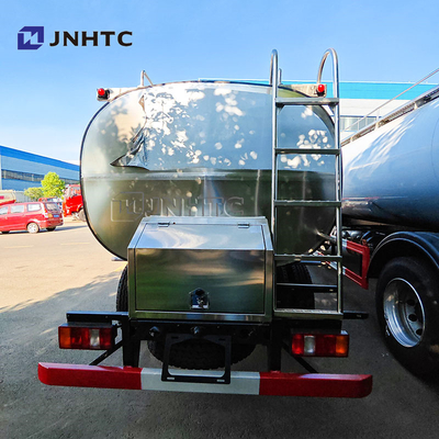 Sinotruk Howo 4x2 camion pétrolier à carburant léger camion-citerne 4200 litres camion-citerne à carburant diesel