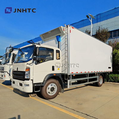 Nouveau et d'occasion 10 tonnes de direction droite HOWO 5 degré 140HP camion réfrigérateur de fret congelé