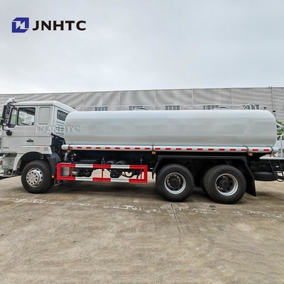 Nouveau camion de transport d'eau SHACMAN 6*4 type 20CBM