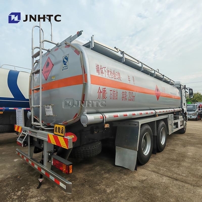 Nouveau camion-citerne Shacman M3000 6*4 340hp-400hp pour le transport du pétrole