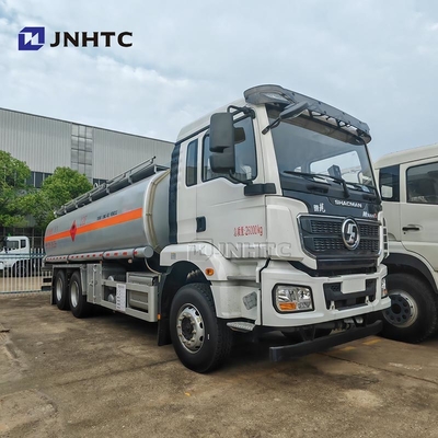 Nouveau camion-citerne Shacman M3000 6*4 340hp-400hp pour le transport du pétrole