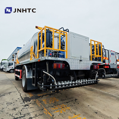 Distributeur d'asphalte à chaud HOWO 7000 litres Distributeur de bitume